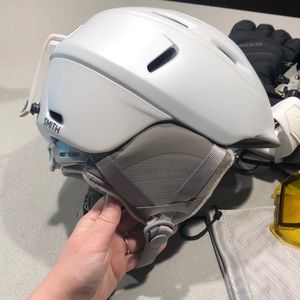 Snowboarding gear - make an offer